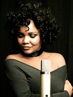 ONE MOMENT IN TIME   The Whitney Houston Story